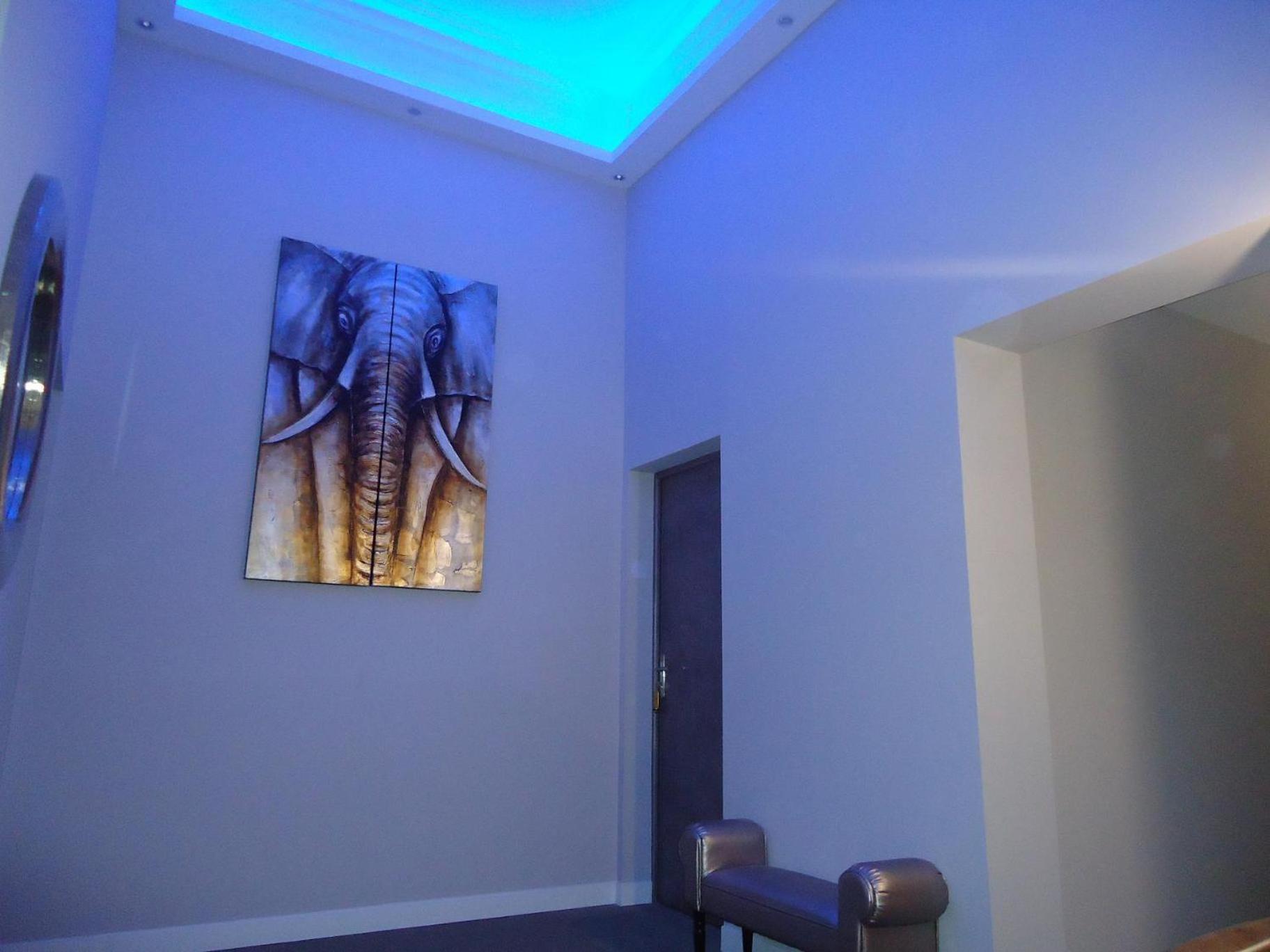 Hotel Le Lys D'Or Vauvert Ngoại thất bức ảnh