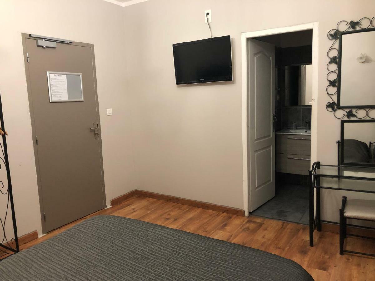 Hotel Le Lys D'Or Vauvert Ngoại thất bức ảnh